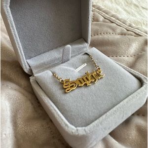 BRAND NEW 14K gold plated SOPHIE name plate necklace